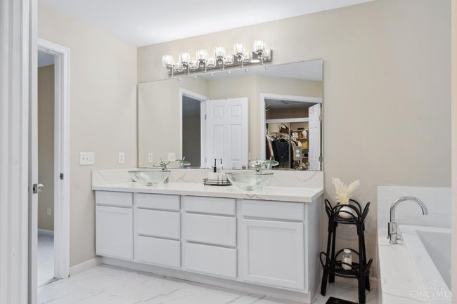 5535 Longhunter Chase Dr, House other with 4 bedrooms, 3 bathrooms and null parking in Liberty Twp OH | Image 42