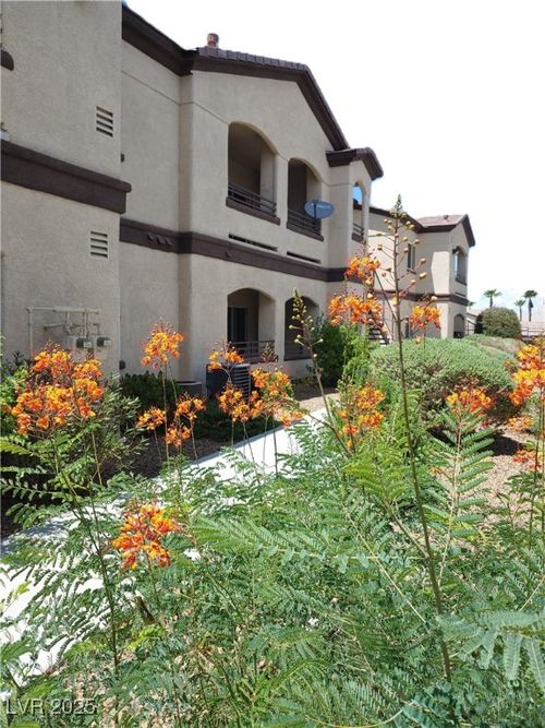 2108-2291 W Horizon Ridge Pkwy, Henderson, NV, 89052-5692 | Card Image