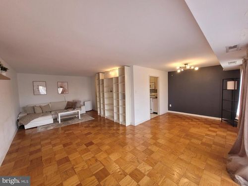 apt-512-3101 S Manchester St, FALLS CHURCH, VA, 22044-2726 | Card Image