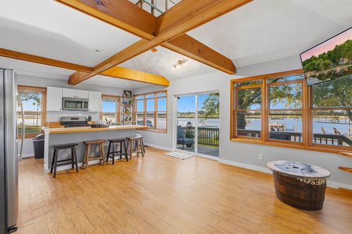 W10581 Hickory Grove Road, FOX LAKE, WI, 53933 | Card Image