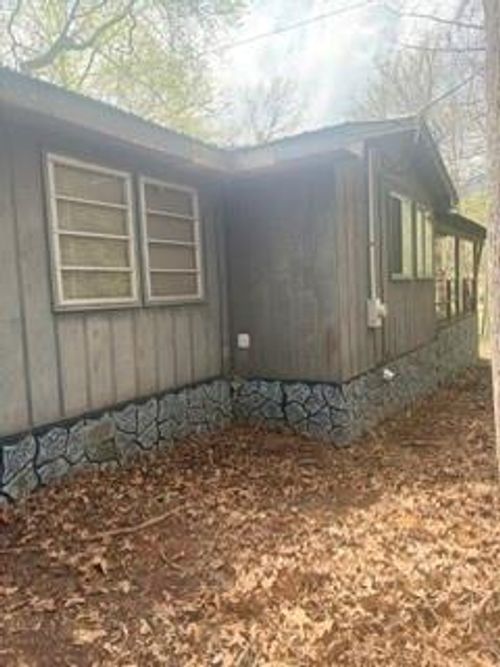 670 Ruby Lake Dr, Hiawassee, GA, 30546-4758 | Card Image