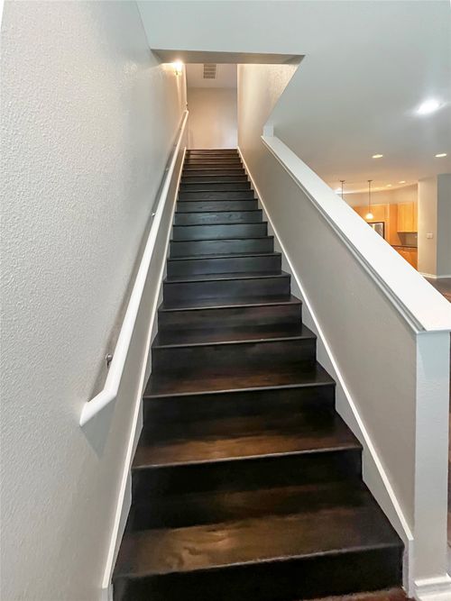 1207 Beaconsfield Ln, Arlington, TX, 76011-5066 | Card Image