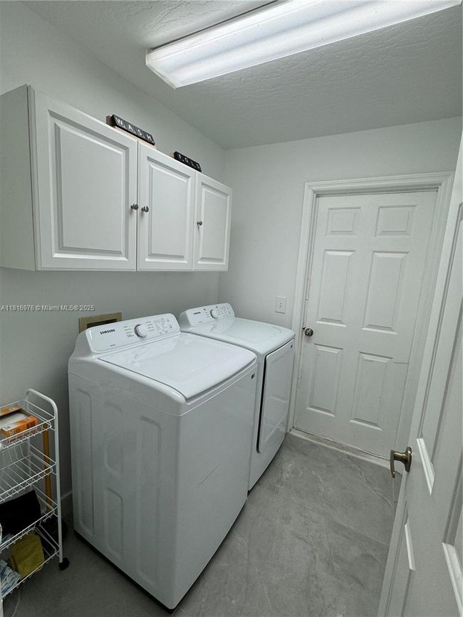 107 Paddock St, House other with 3 bedrooms, 2 bathrooms and null parking in Sebastian FL | Image 42