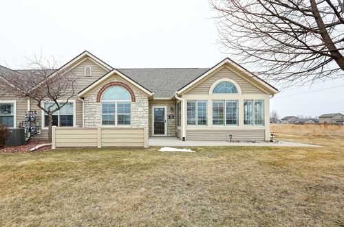unit-212-3305 Se Glenstone Dr, Grimes, IA, 50111-5076 | Card Image