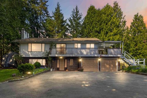 5860 172 St, Surrey, BC, V3S3Z6 | Card Image