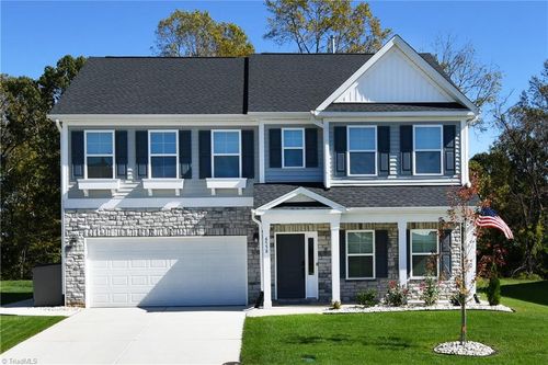 4558 Stratus Ln, Clemmons, NC, 27012-9989 | Card Image