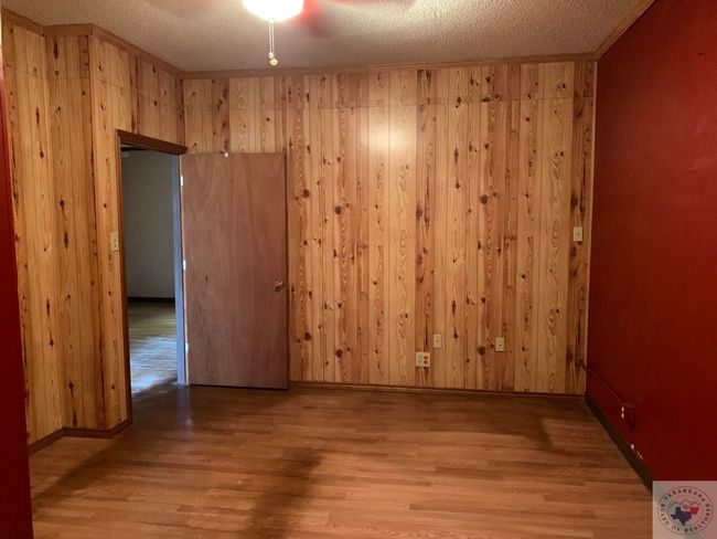 105 E Main St, House other with 2 bedrooms, 1 bathrooms and null parking in Bloomburg TX | Image 9