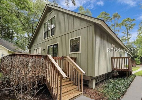 58-58 Pine Burr Rd W, Hilton Head Island, SC, 29926-1112 | Card Image