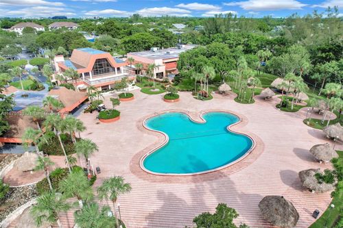 apt-305-3150 Holiday Springs Blvd, Margate, FL, 33063-5415 | Card Image