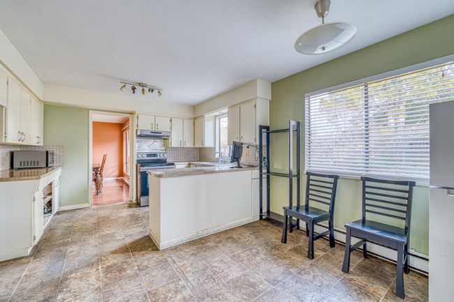 6531 Dunsany Pl, House other with 4 bedrooms, 3 bathrooms and 2 parking in Richmond BC | Image 9
