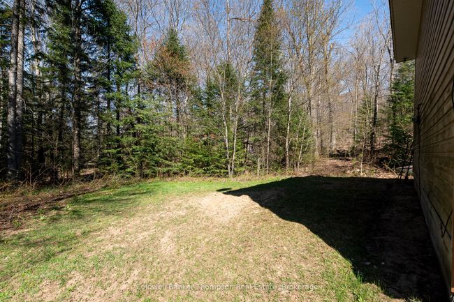 751 Old Muskoka Rd, House other with 3 bedrooms, 1 bathrooms and 4 parking in Utterson ON | Image 38
