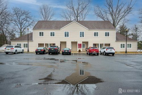 202-11 Clyde Rd, Somerset, NJ, 08873-5035 | Card Image