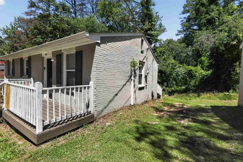 9 Delores St, Greenville, SC, 29605-1411 | Card Image