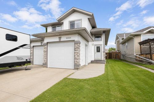 10410 119 Ave, Grande Prairie, AB, T8V7L8 | Card Image