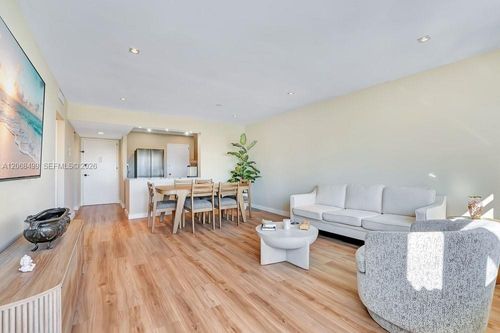 1116-401 Golden Isles Dr, Hallandale Beach, FL, 33009-7526 | Card Image
