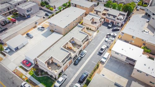 18911 Florida Street, Huntington Beach, CA, 92648 | Card Image