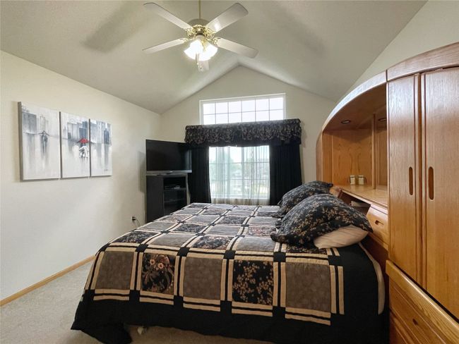 UNIT-1 - 5480 Longview Ct, Condo with 3 bedrooms, 3 bathrooms and null parking in Johnston IA | Image 12