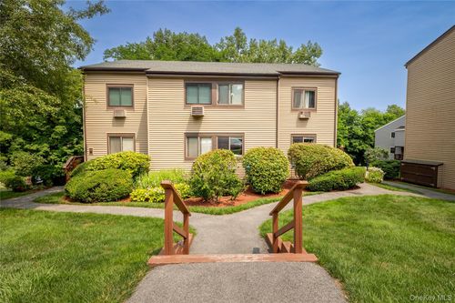 501 Village Dr, Brewster, NY, 10509-1334 | Card Image