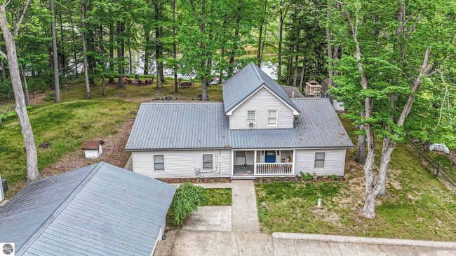 6836 Aarwood Trl Nw, House other with 4 bedrooms, 2 bathrooms and null parking in Rapid City MI | Image 75