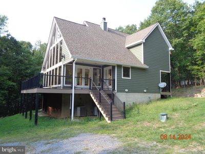 2803 Cheyennes Trail, House other with 3 bedrooms, 2 bathrooms and null parking in GERRARDSTOWN WV | Image 1