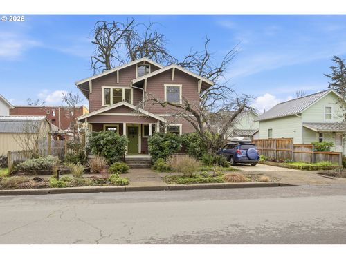 835 Ash Ave, Cottage Grove, OR, 97424-1504 | Card Image