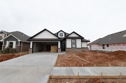 10301 Sw 55th Ter, Mustang, OK, 73064-7620 | Card Image