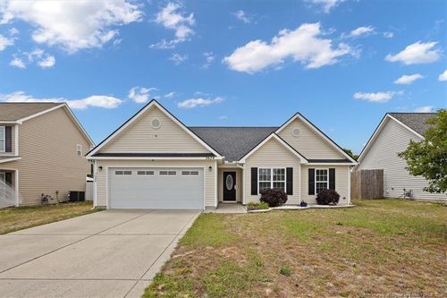 3624 Crosswinds Dr, Hope Mills, NC, 28348-2797 | Card Image