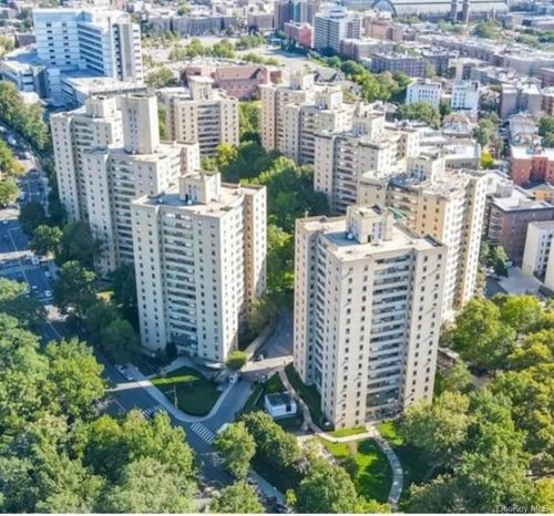 10b-8 Fordham Hill Oval, New York, NY, 10468 | Card Image