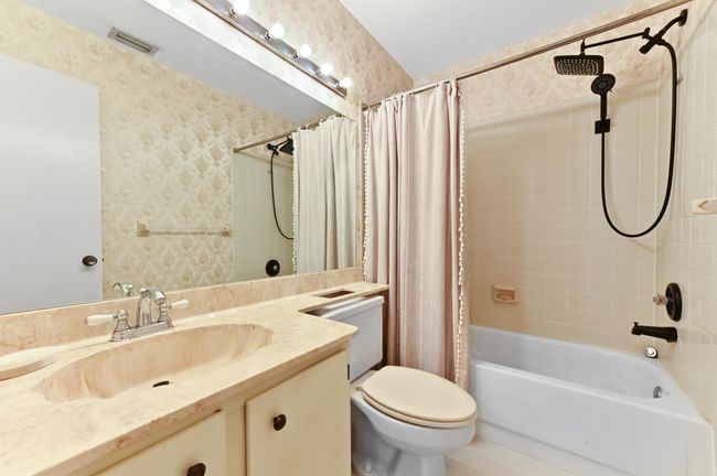 4709 Nw 30 Th St, Condo with 3 bedrooms, 3 bathrooms and null parking in Coconut Creek FL | Image 21