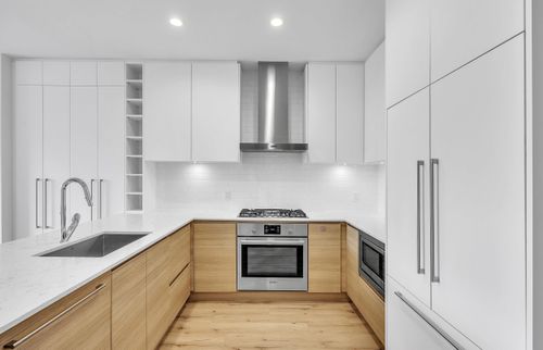 626-55 Klahanie Dr, Port Moody, BC, V3H0M9 | Card Image