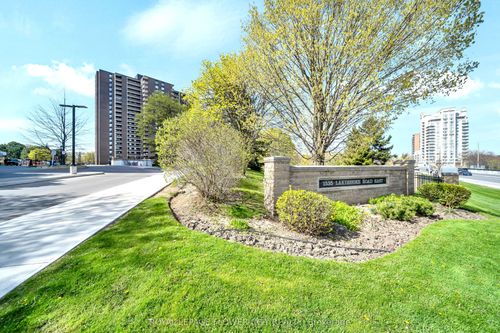305-1535 Lakeshore Rd E, Mississauga, ON, L5E3E2 | Card Image