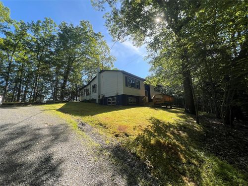 39 Hilltop Ln, Narrowsburg, NY, 12764-6414 | Card Image