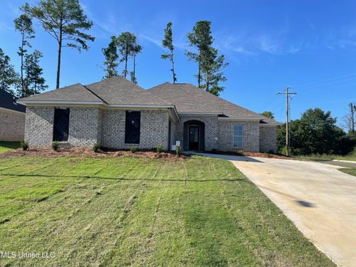 201 Hemingway Cir, Canton, MS, 39046-1107 | Card Image