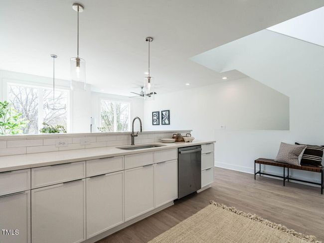 017-1280x960-kitchen | Image 13