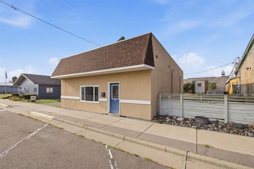 22 W 2nd Ave, Luck, WI, 54853 | Card Image