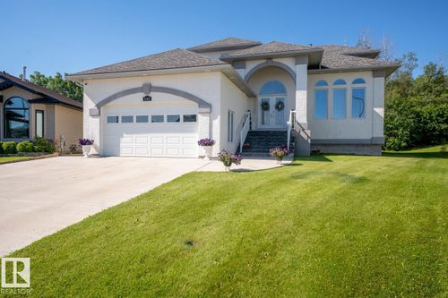 2101 7 St, Cold Lake, AB, T9M2B9 | Card Image