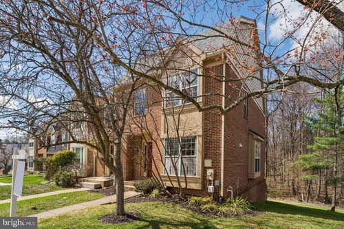 9102 Erfurt Ct, Laurel, MD, 20708-2870 | Card Image