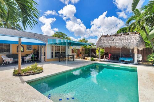 341 Nottingham Blvd, West Palm Beach, FL, 33405-2613 | Card Image