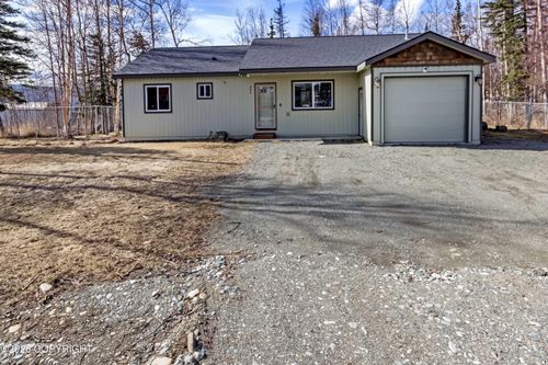 940 N Helen Ln, Wasilla, AK, 99654-6516 | Card Image