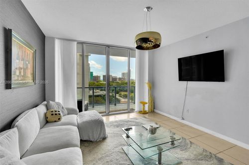 1605-79 Sw 12th St, Miami, FL, 33130-5201 | Card Image