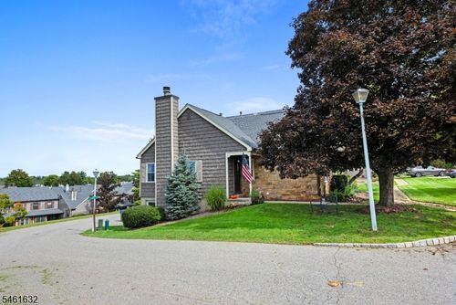 35 Purple Martin Dr, Hackettstown, NJ, 07840-3110 | Card Image