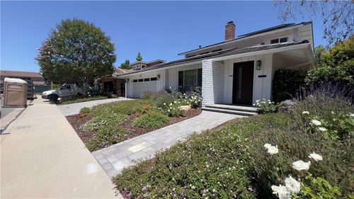 32023 Kingspark Ct, Westlake Village, CA, 91361-4119 | Card Image