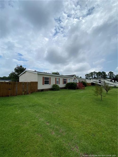133 Cold Camp Rd, Parkton, NC, 28371-9064 | Card Image