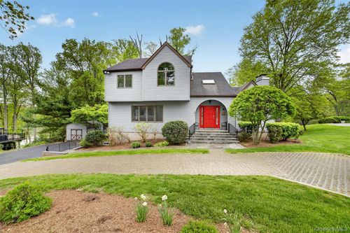 28 Lakeview Dr, Yorktown Heights, NY, 10598-6414 | Card Image