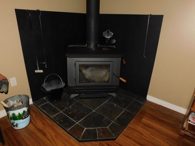 27 Van Wyck Rd, House other with 2 bedrooms, 1 bathrooms and null parking in Wallingford VT | Image 16