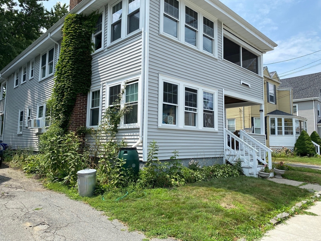 Rawson Rd, Quincy, MA 02170