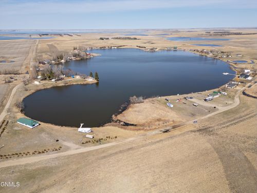 3 Shoreline Dr S, Dawson, ND, 58428 | Card Image