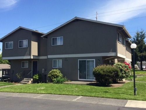 1315 N 18th St, Mount Vernon, WA, 98273-2650 | Card Image