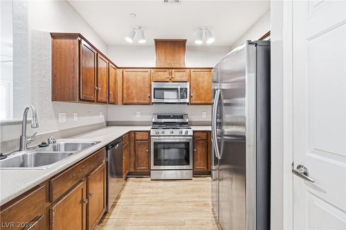 2051-6868 Sky Pointe Dr, Las Vegas, NV, 89131-6115 | Card Image