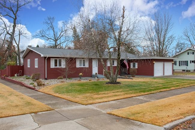 803 W Grove, House other with 3 bedrooms, 2 bathrooms and null parking in Mishawaka IN | Image 1